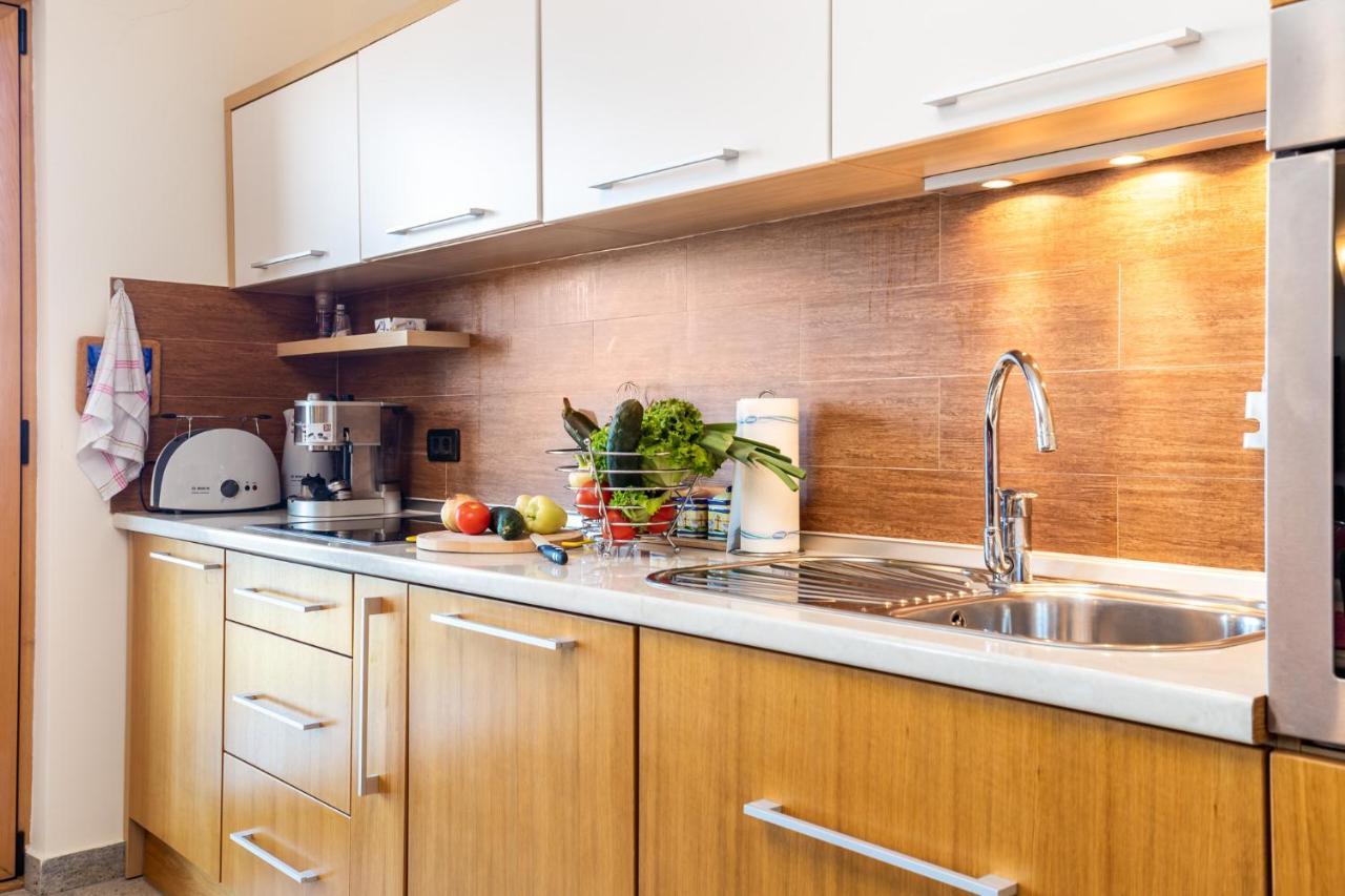 Lux Apartmani Opatija Exteriör bild