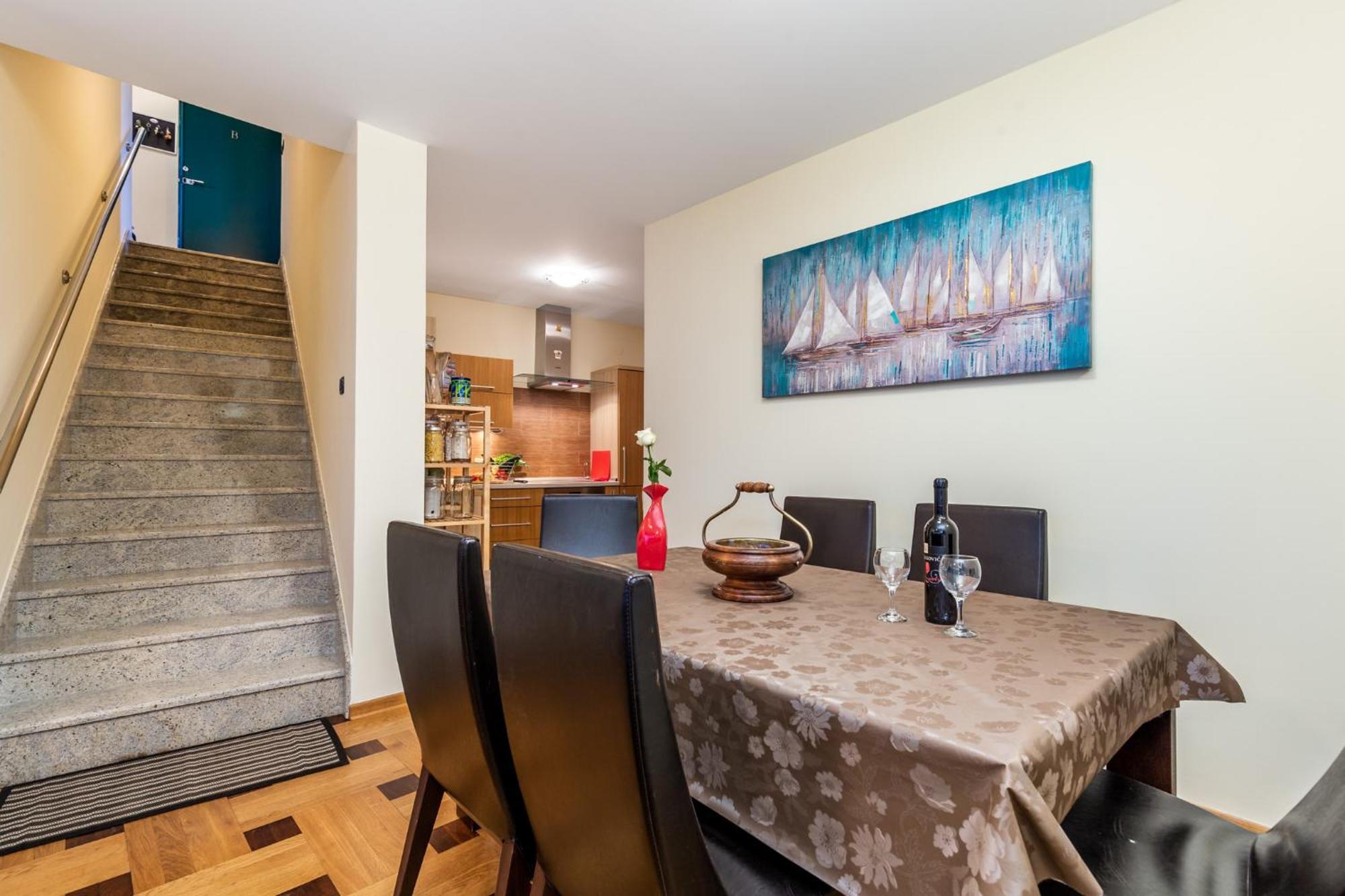 Lux Apartmani Opatija Exteriör bild