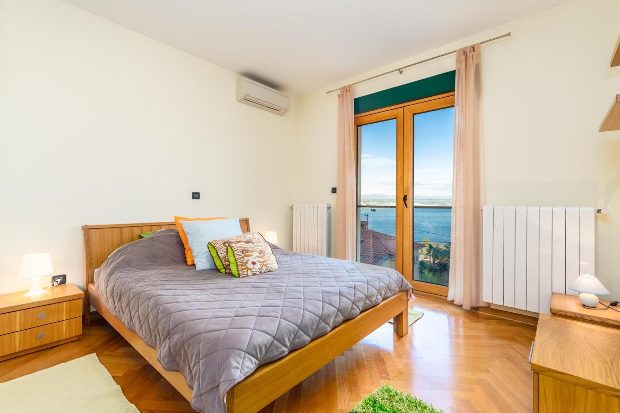 Lux Apartmani Opatija Exteriör bild