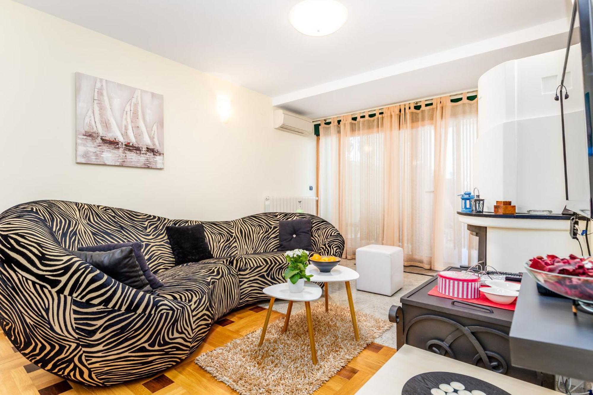 Lux Apartmani Opatija Exteriör bild
